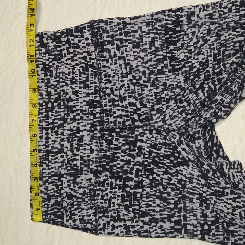 🔥Lululemon leggings, size 8 - Picture 10 of 10